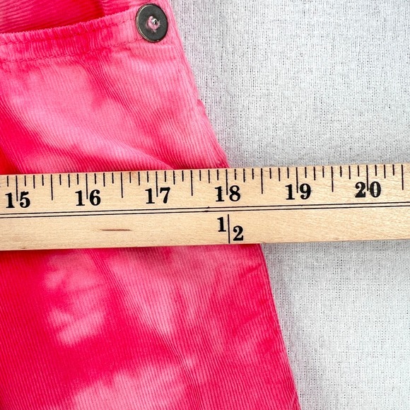 R13 Damon Pleated Shorts Fuchsia Corduroy Tie Dye Women 25 Baggy Relaxed Slouchy - Picture 7 of 16